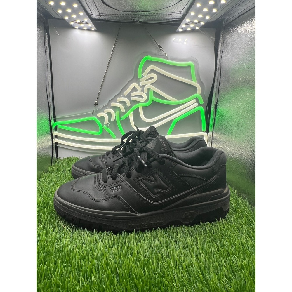 New Balance 550 Triple Black Leather Basketball Shoes GSB550BB Mens 6.5 Womens 8
